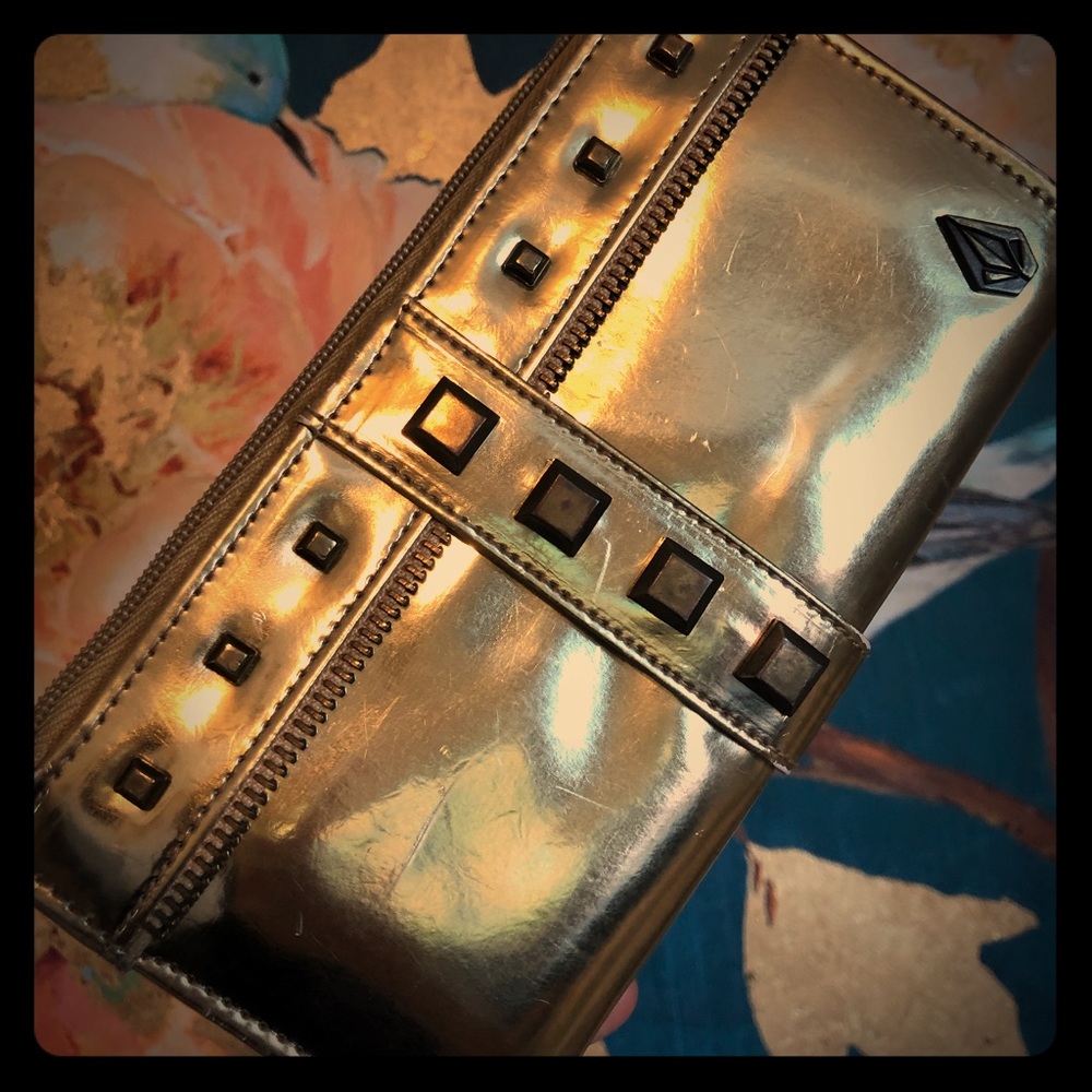 Volcom wallet